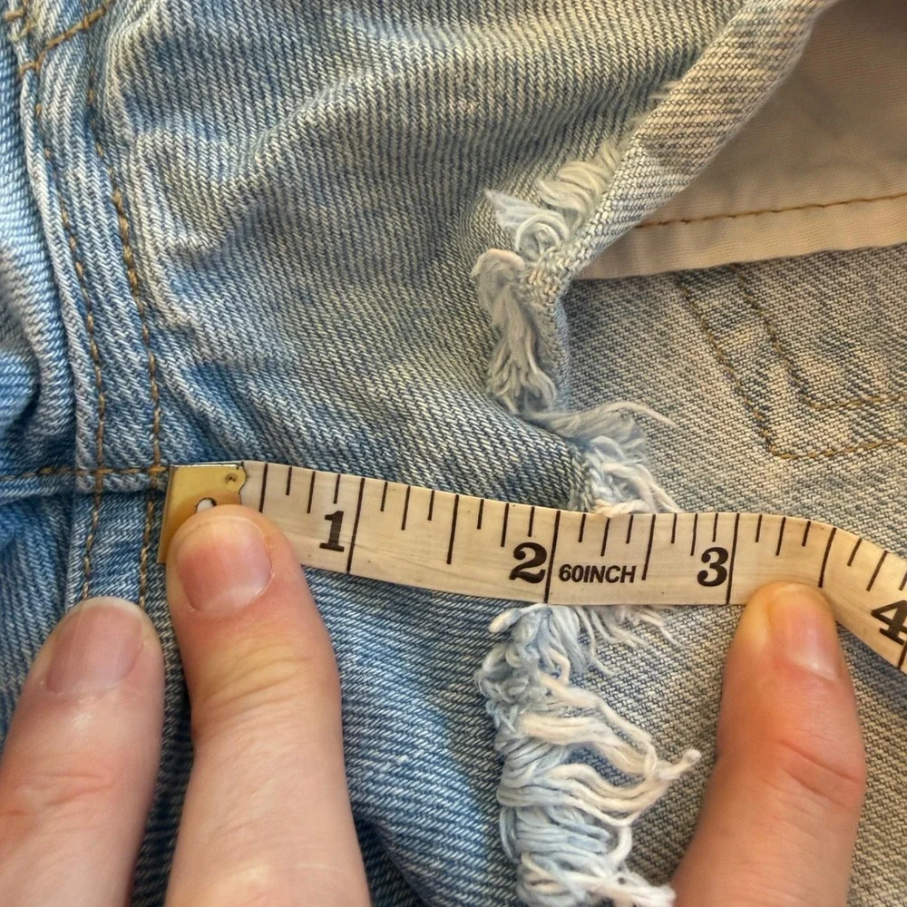 Levi's 501 Cut Off Denim Shorts Women 24 Light‎ Wash